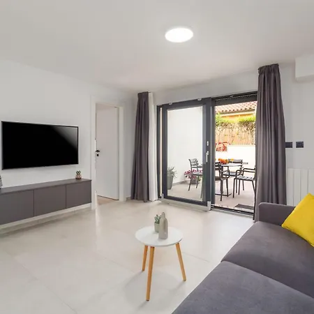 Apartman Moderne Olive Premium In *